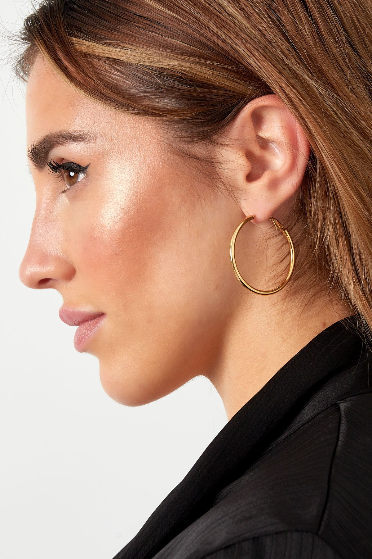 Earrings basic circle hoops medium - gold