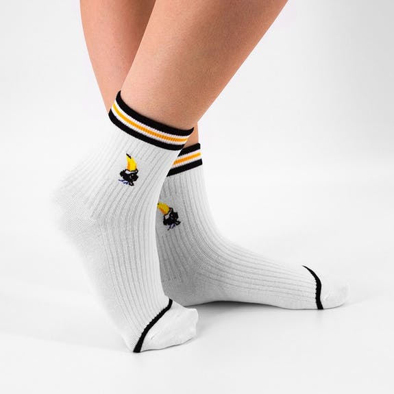 White Quarter Socks With Exotic Toucan